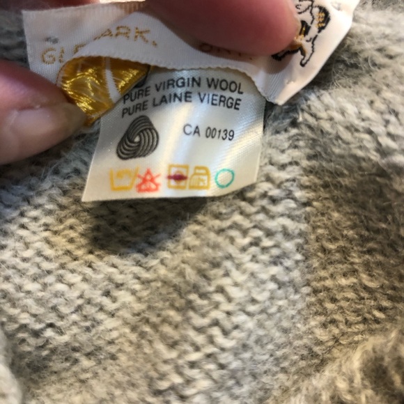 Vintage 100% Wool V Neck Unisex Sweater Glenayr Kitten Factory Lanark Ontario S - Picture 8 of 12